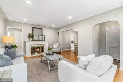 2730 France Avenue S, Saint Louis Park, MN 55416 - Photo 8