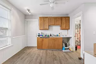 4129 Colfax Ave N, Minneapolis, MN 55412 - Photo 32