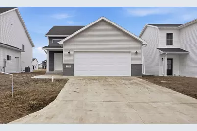 2414 38th Avenue S, Moorhead, MN 56560 - Photo 1
