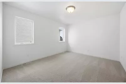 2414 38th Avenue S, Moorhead, MN 56560 - Photo 12