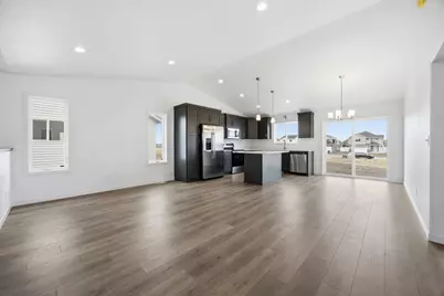 2414 38th Avenue S, Moorhead, MN 56560 - Photo 8