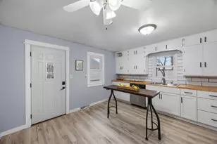 520 Ellsworth Ave, South Haven, MN 55382 - Photo 10