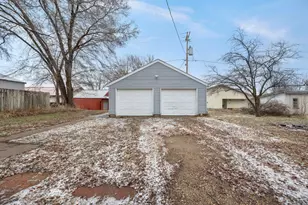 520 Ellsworth Ave, South Haven, MN 55382 - Photo 30