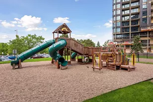 1120 S 2nd St, Minneapolis, MN 55415 - Photo 34