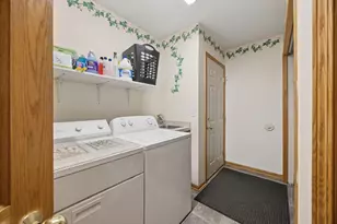 5335 Barry Ln, White Bear Lake, MN 55110 - Photo 26