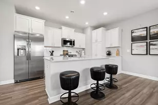 10796 Henslowe Ave S, Cottage Grove, MN 55016 - Photo 2