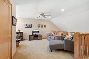 1362 Riverside Dr, River Falls, WI 54022 - Photo 36