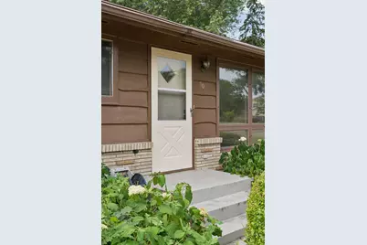 90 County Road F W, Vadnais Heights, MN 55127 - Photo 4