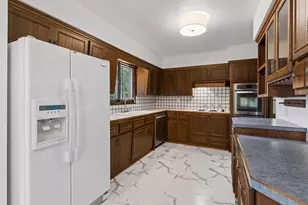 90 County Road F W, Vadnais Heights, MN 55127 - Photo 10