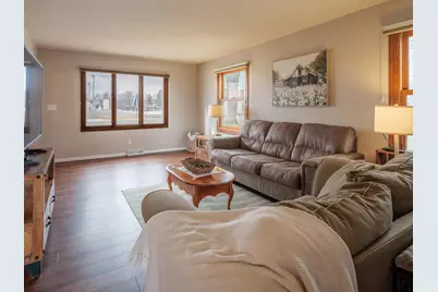 402 5th Street SE, Pine Island, MN 55963 - Photo 8