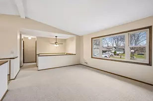 6061 Hillsboro Ave N, New Hope, MN 55428 - Photo 6