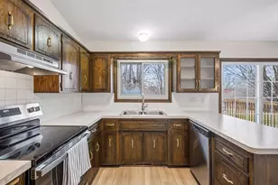 6061 Hillsboro Ave N, New Hope, MN 55428 - Photo 14