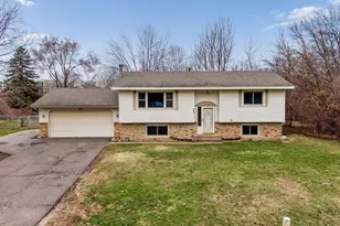 6061 Hillsboro Ave N, New Hope, MN 55428 - Photo 1