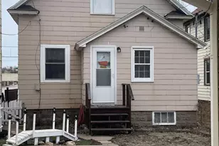 203 3rd St S, Virginia, MN 55792 - Photo 2