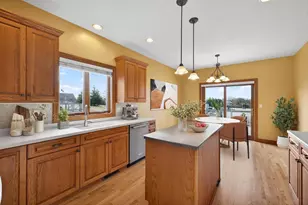 2272 Coral Ct NE, Rochester, MN 55906 - Photo 52