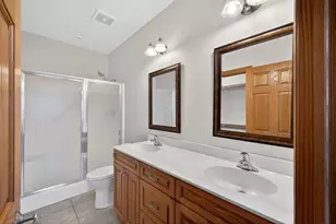2272 Coral Ct NE, Rochester, MN 55906 - Photo 24