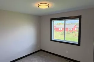 320 Stoneridge Ln NE, Owatonna, MN 55060 - Photo 8