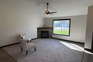 320 Stoneridge Ln NE, Owatonna, MN 55060 - Photo 6