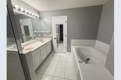 9113 Medley Circle, Golden Valley, MN 55427 - Photo 18