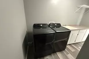 9113 Medley Cir, Golden Valley, MN 55427 - Photo 38