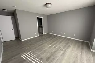 9113 Medley Cir, Golden Valley, MN 55427 - Photo 20