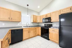 207 Lana Ct, Fergus Falls, MN 56537 - Photo 4