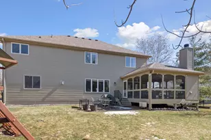 3975 Zanzibar Ln N, Plymouth, MN 55446 - Photo 88