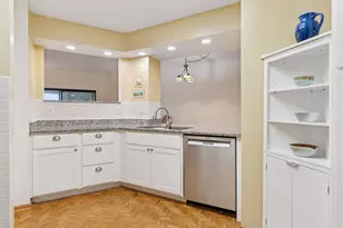 2275 Youngman Ave, Saint Paul, MN 55116 - Photo 8