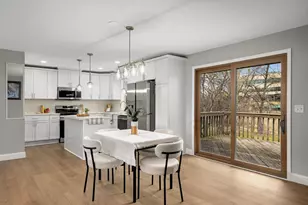 11004 Oak Knoll Terrace N, Hopkins, MN 55305 - Photo 6