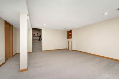 7000 Hill Place N, Crystal, MN 55427 - Photo 16