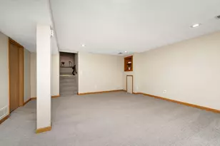 7000 Hill Pl N, Crystal, MN 55427 - Photo 16