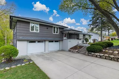 6625 Naomi Drive, Edina, MN 55439 - Photo 4