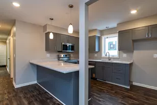 1106 Hawthorne Ave E, Saint Paul, MN 55106 - Photo 18
