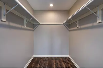 1106 Hawthorne Avenue E, Saint Paul, MN 55106 - Photo 14