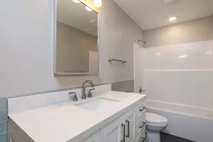 1106 Hawthorne Ave E, Saint Paul, MN 55106 - Photo 14