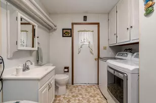 17009 Dickenson Ln, Waterville, MN 56096 - Photo 8