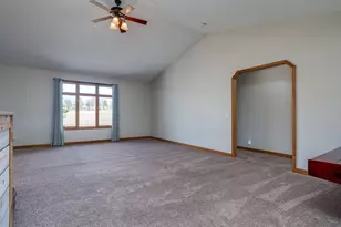 125 Kenna Dr, Le Sueur, MN 56058 - Photo 6