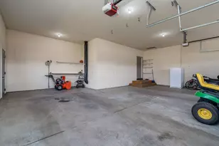 125 Kenna Dr, Le Sueur, MN 56058 - Photo 36