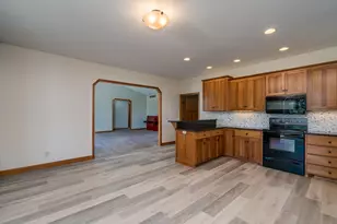 125 Kenna Dr, Le Sueur, MN 56058 - Photo 14