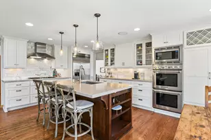 7492 Bent Bow Trail, Chanhassen, MN 55317 - Photo 8