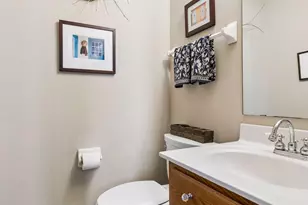 7492 Bent Bow Trail, Chanhassen, MN 55317 - Photo 16