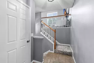 10682 Ironwood Pkwy, Woodbury, MN 55129 - Photo 2