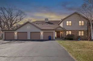 4305 Oakmede Ln, White Bear Lake, MN 55110 - Photo 4