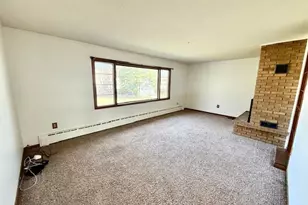 115 McPhail Dr, Redwood Falls, MN 56283 - Photo 6