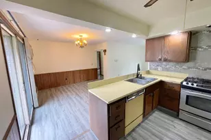 605 N 13th St, Mountain Lake, MN 56159 - Photo 14