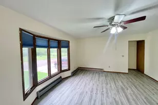 605 N 13th St, Mountain Lake, MN 56159 - Photo 8