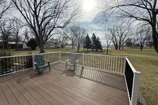 111 Beachwood Ln, Redwood Falls, MN 56283 - Photo 8