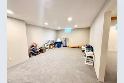 111 Beachwood Lane, Redwood Falls, MN 56283 - Photo 32