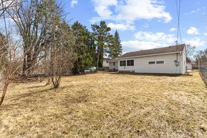 1895 Shryer Avenue W, Roseville, MN 55113 - Photo 22