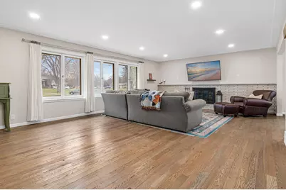 6901 Hillcrest Lane, Edina, MN 55435 - Photo 4